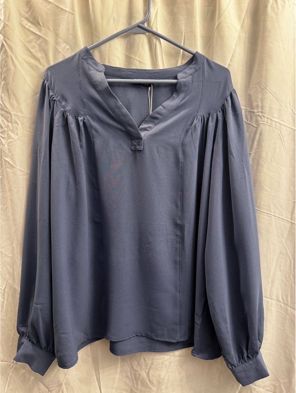 DOKOTOO Blue Long Sleeve V-Neck Blouse Size L